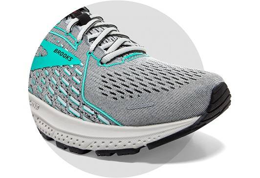 DNA LOFT goes beyond the heel, all the way to the forefoot, for a buttery smooth stride.